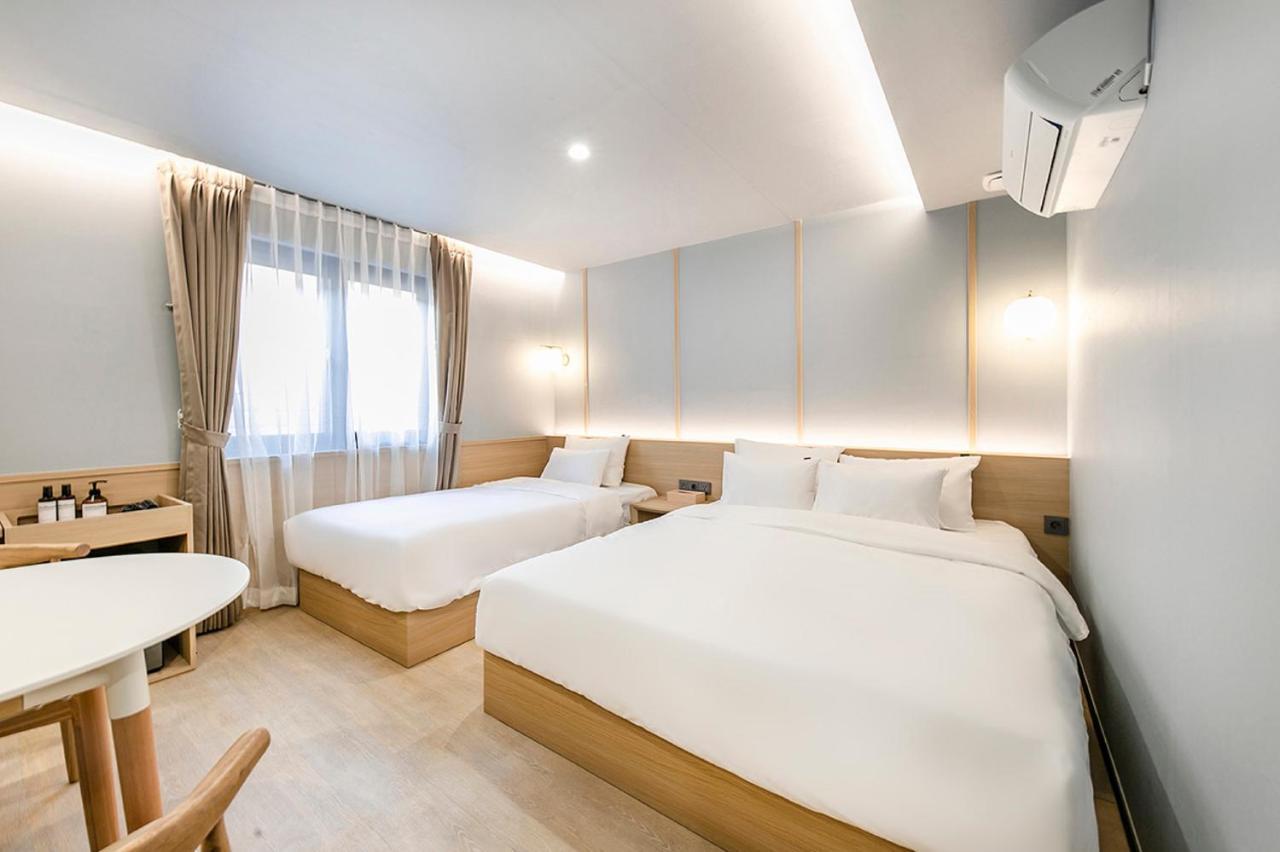 Hotel Yaja Gimhae Eksteriør billede