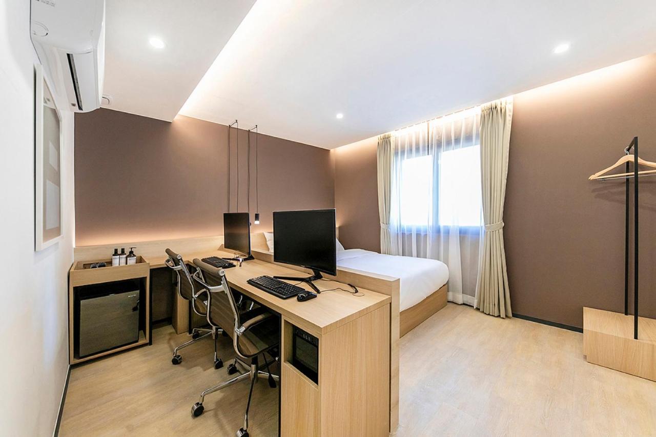 Hotel Yaja Gimhae Eksteriør billede